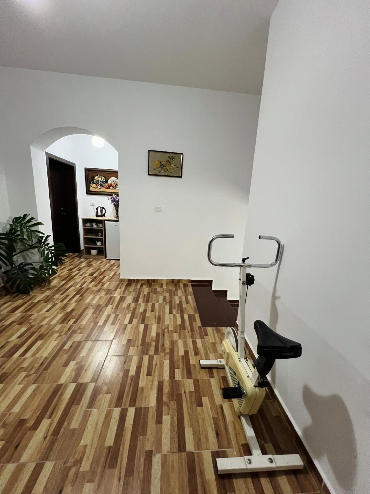 Villa Ensalv Berat - Apartment - Room - Penthouse Room photo